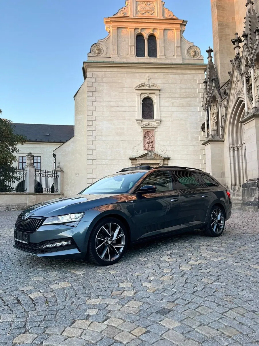 Skoda Superb 2021 photo 2