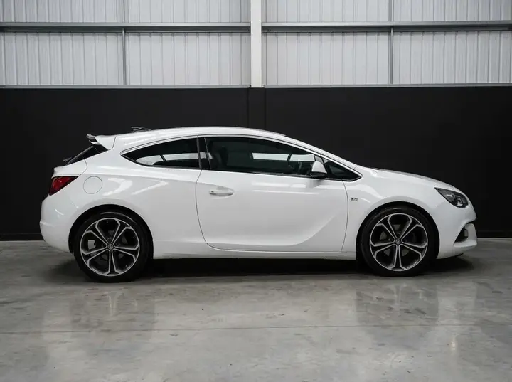 Vauxhall Astra Gtc 2016 photo 5