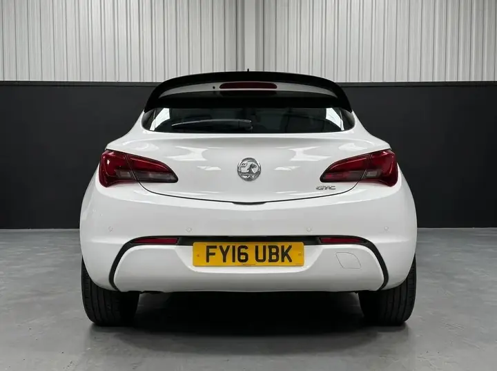 Vauxhall Astra Gtc 2016 photo 3