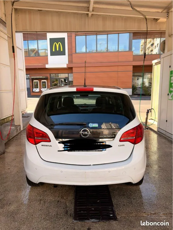 Opel Meriva 2011 photo 2