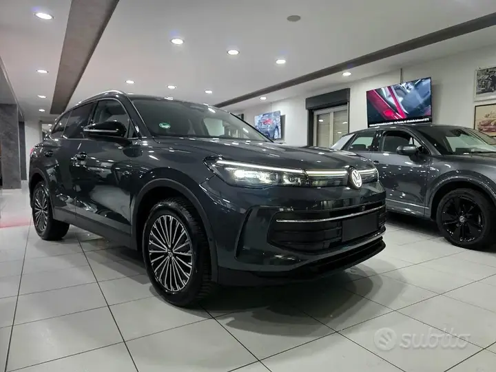 Volkswagen Tiguan 2025 photo 3