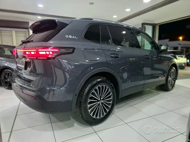 Volkswagen Tiguan 2025 photo 4