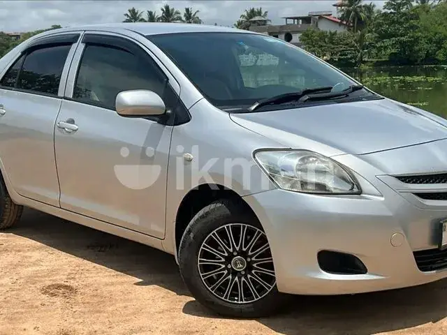 Toyota Belta 2007 photo 4