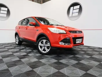 Ford Kuga 2014 photo 2