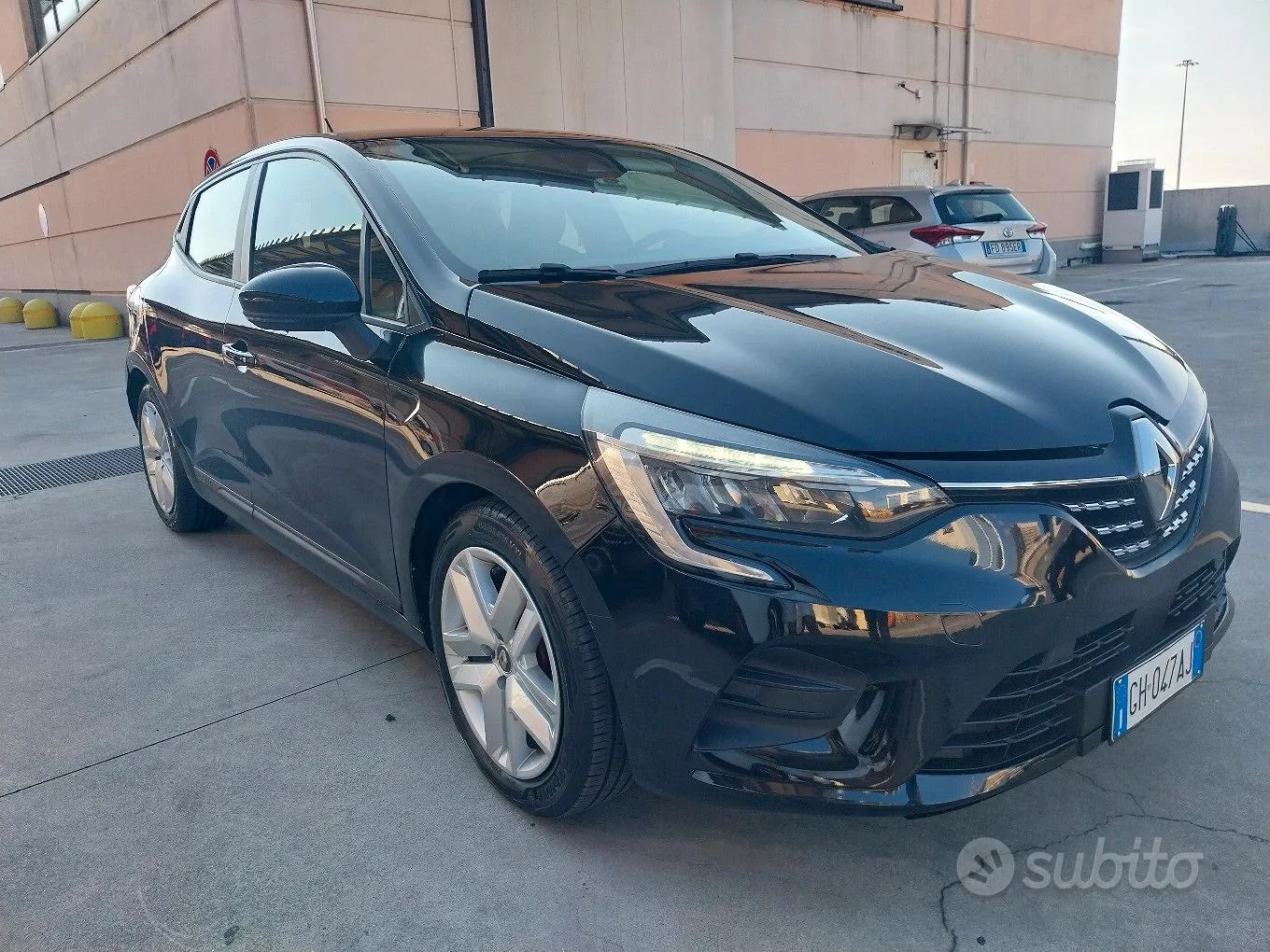 Renault Clio 2021 photo 2