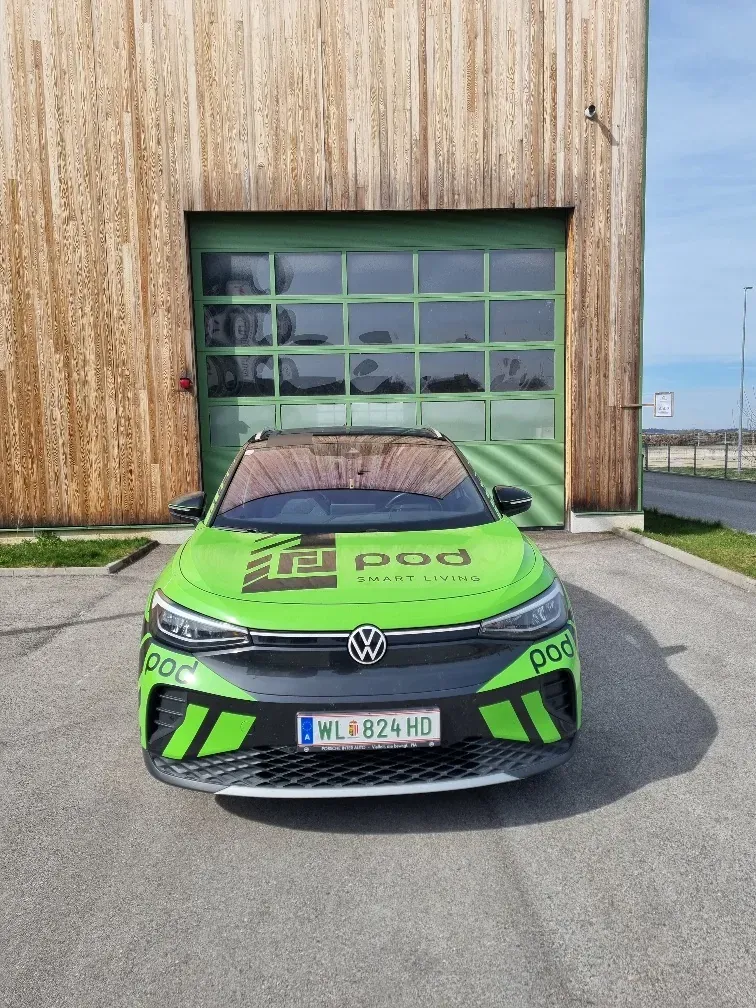 Volkswagen Id.4 2021 photo 2