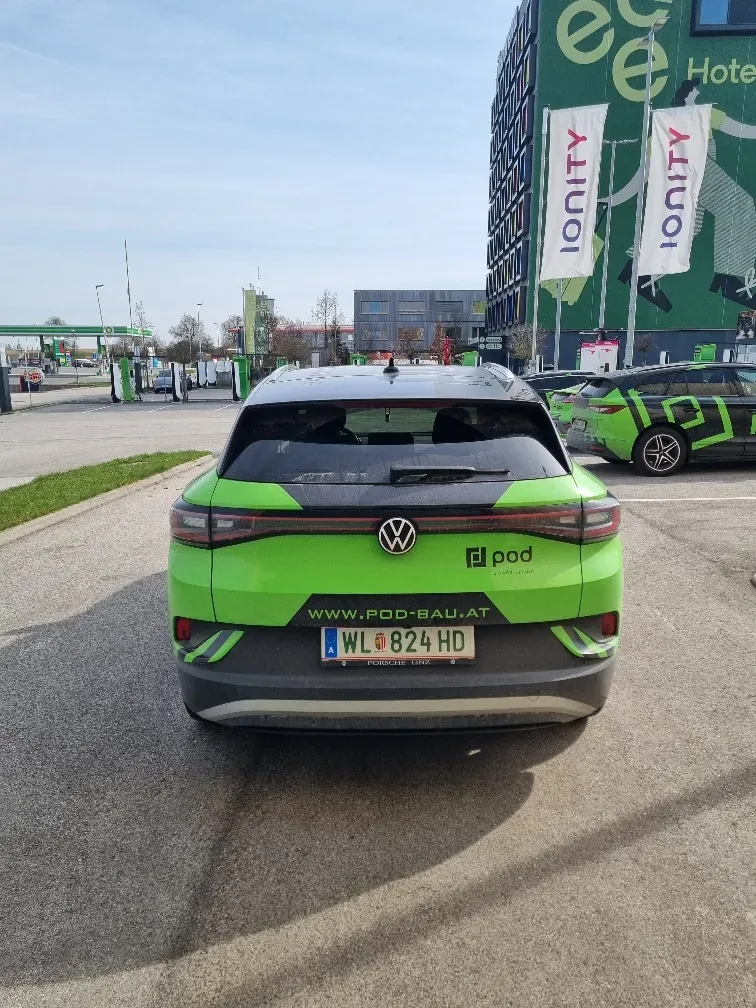 Volkswagen Id.4 2021 photo 3