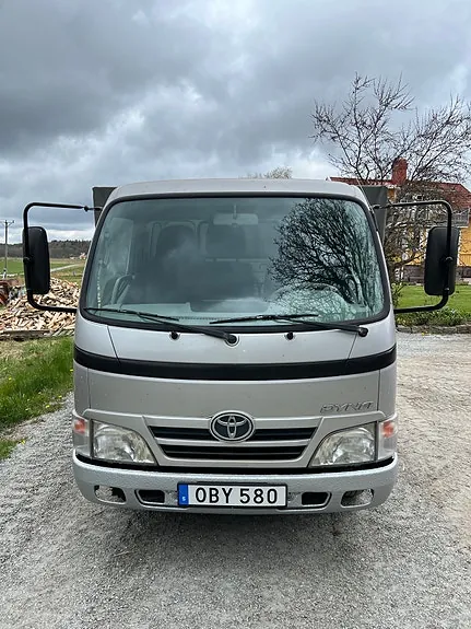 Toyota Dyna 2013 photo 3