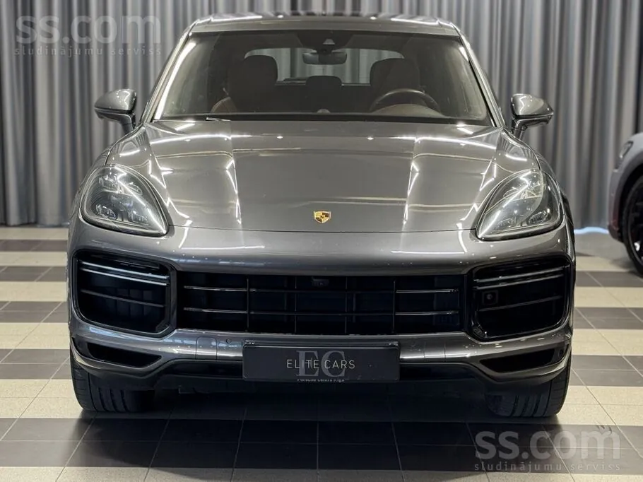 Porsche Cayenne 2019 photo 2
