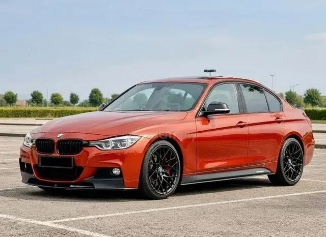 BMW 330E