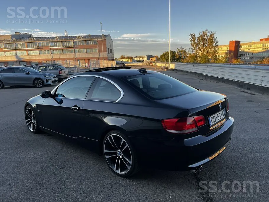 BMW 325D 2008 photo 5