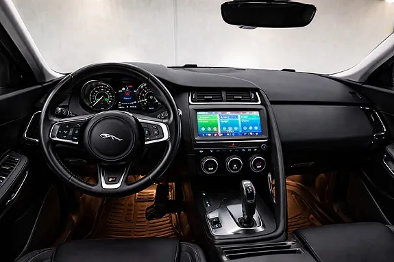 Jaguar E-Pace 2018 photo 3