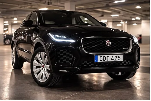 Jaguar E-Pace 2018 photo 2