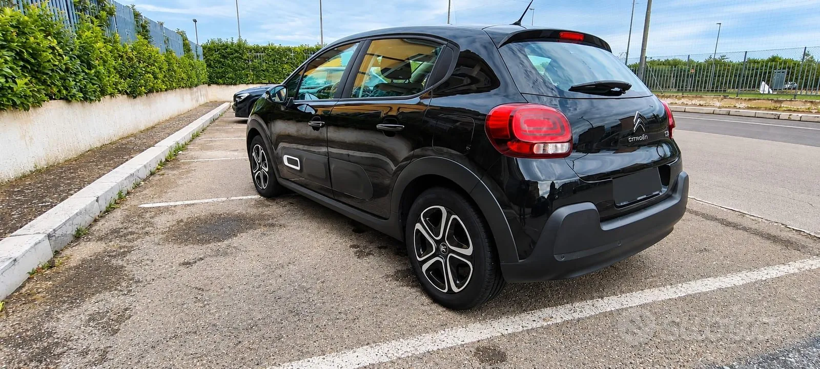 Citroen C3 2023 photo 2