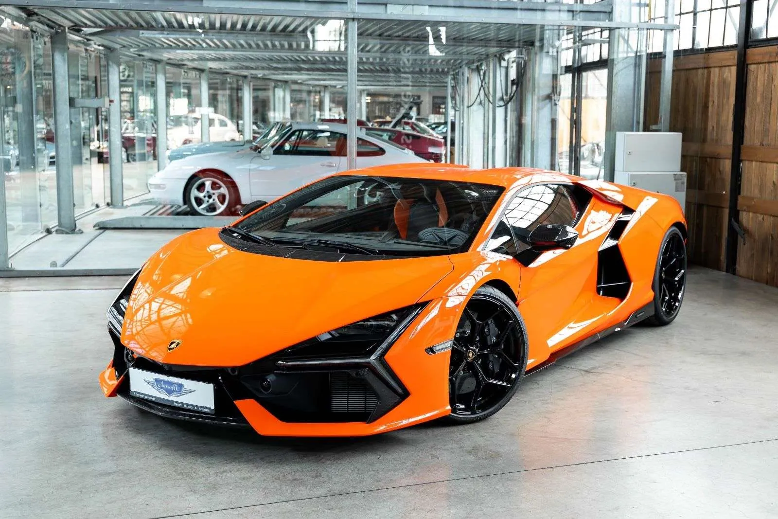 Lamborghini Revuelto