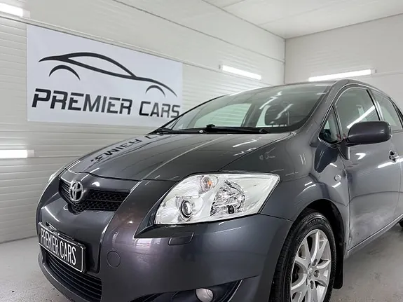 Toyota Auris 2009 photo 3