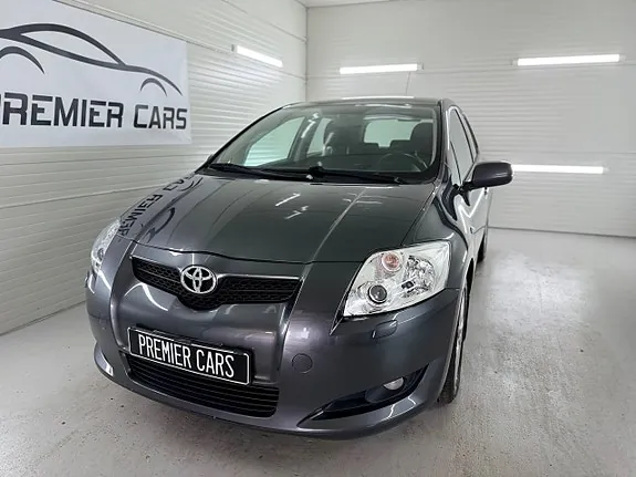 Toyota Auris 2009 photo 5