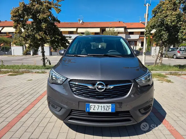 Opel Crossland X 2020 photo 2