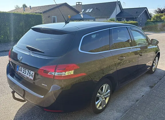 Peugeot 308 2015 photo 4