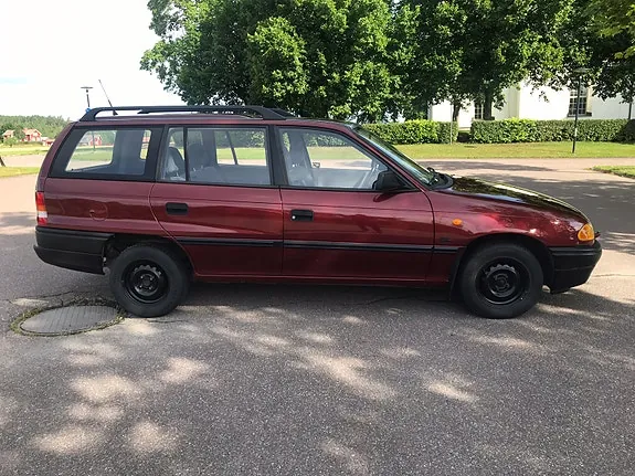Opel Astra 1994 photo 2