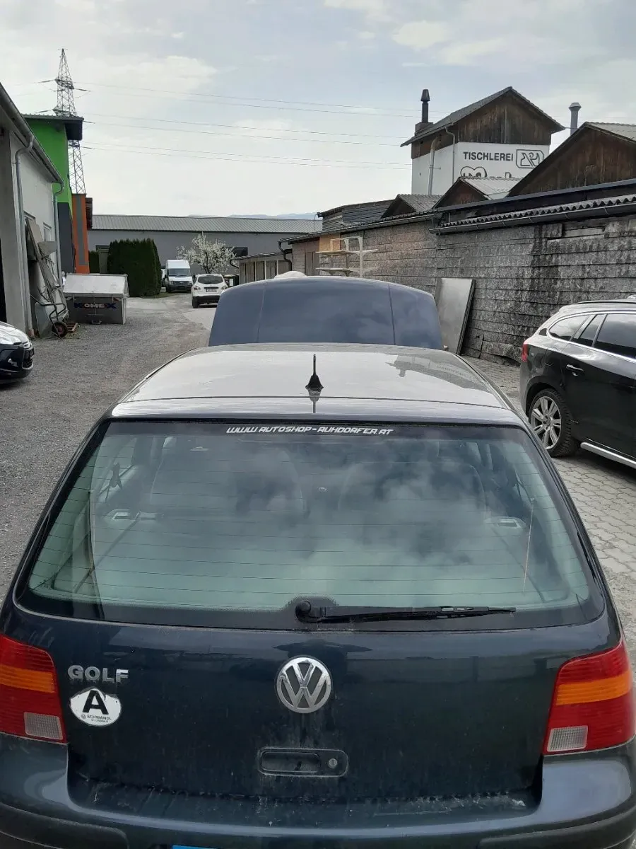 Volkswagen Golf 2001 photo 3