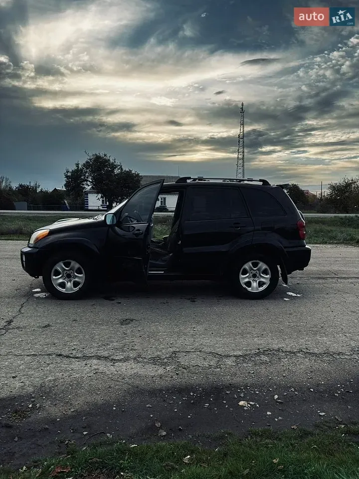 Toyota Rav4 2003 photo 4