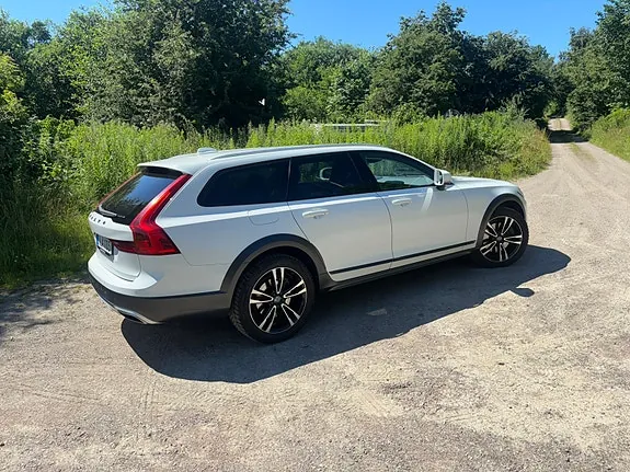 Volvo V90 Cross Country 2017 photo 3