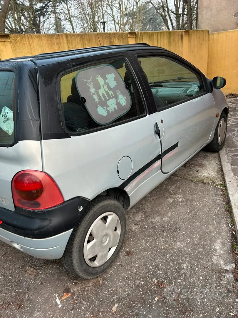 Renault Twingo 1999 photo 2