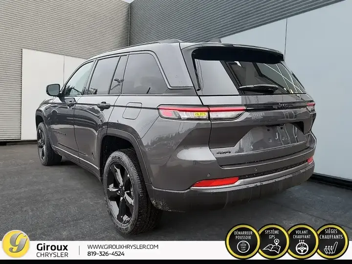Jeep Grand Cherokee 2026 photo 4