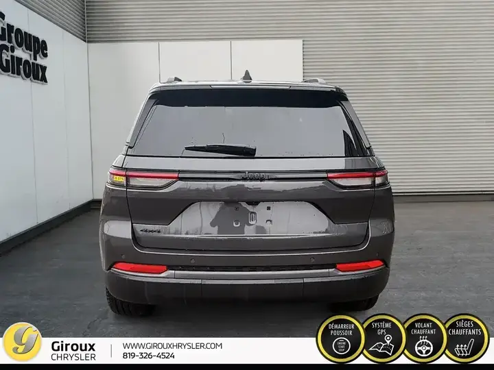 Jeep Grand Cherokee 2026 photo 3