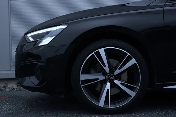 Audi A3 2024 photo 4