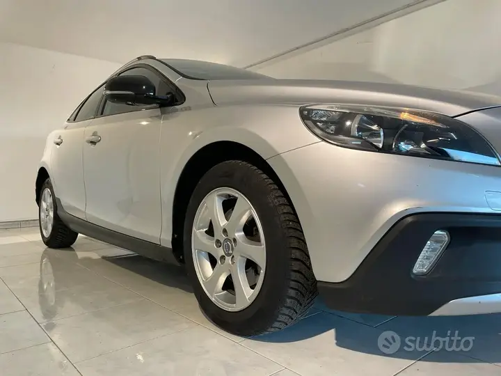 Volvo V40 2014 photo 4