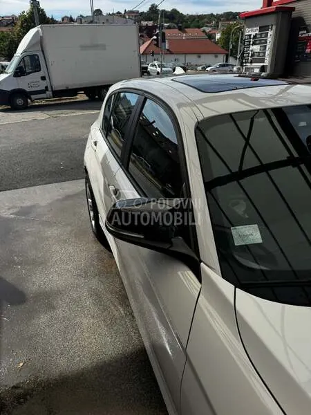BMW 118 2013 photo 5