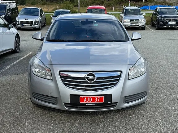 Opel Insignia 2009 photo 2