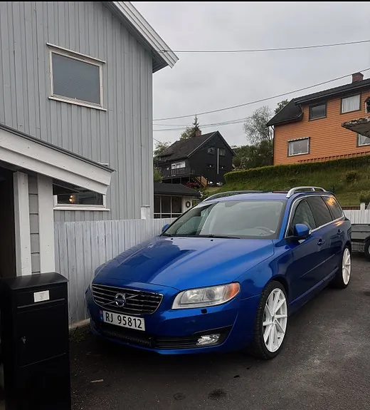Volvo V70 2009 photo 3