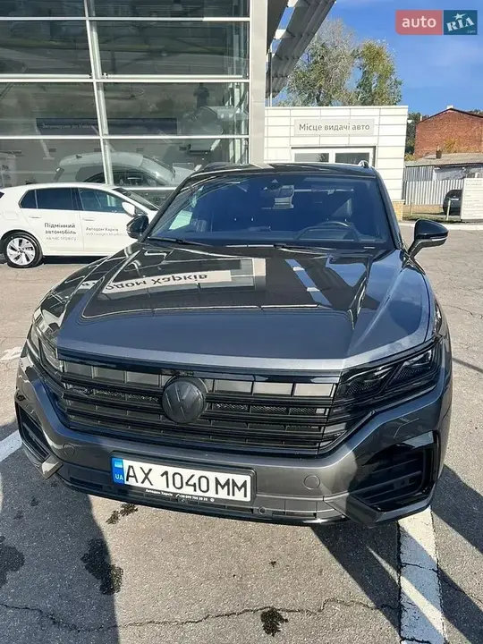 Volkswagen Touareg 2023 photo 4