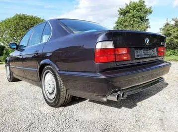 BMW M5 1992 photo 3
