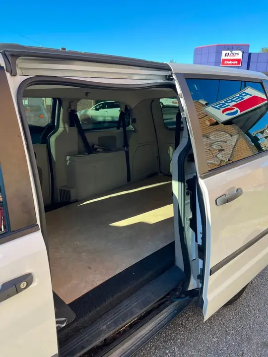 Dodge Grand Caravan 2014 photo 5