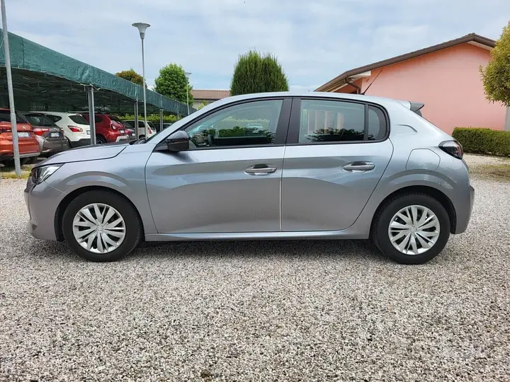 Peugeot 208 2023 photo 4