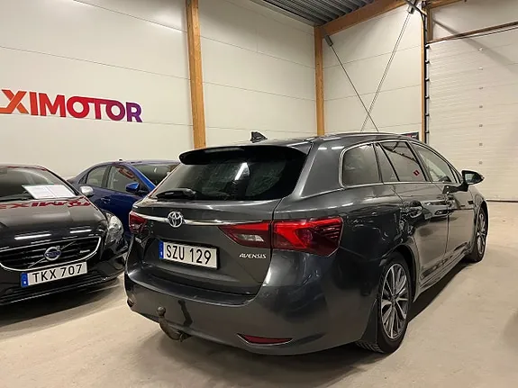 Toyota Avensis 2016 photo 3