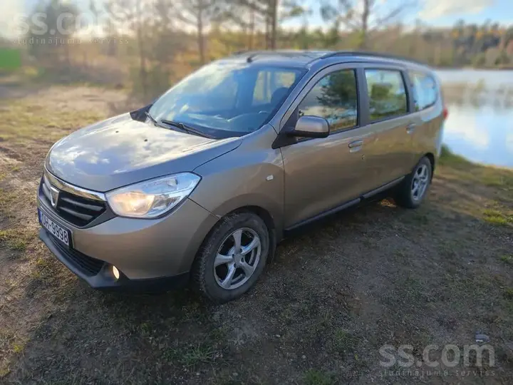 Dacia Lodgy 2014 photo 3