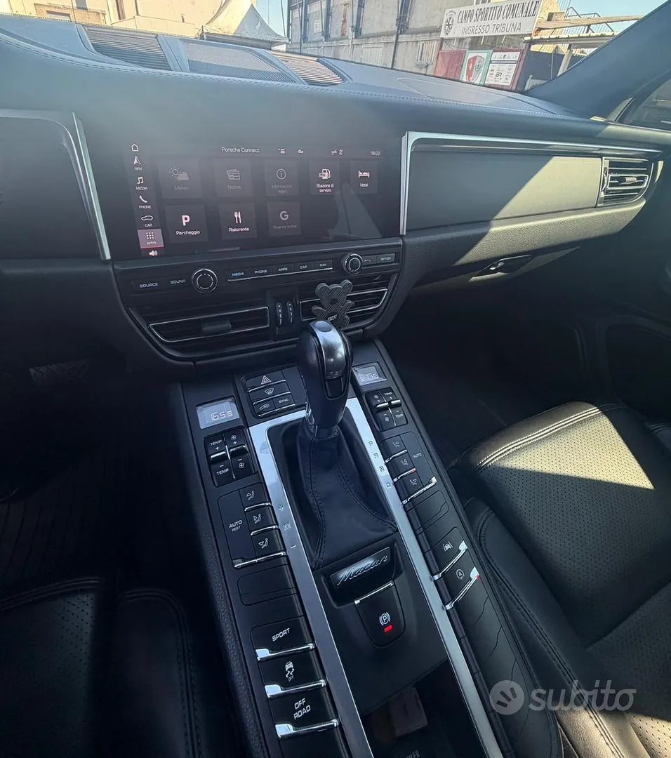 Porsche Macan 2021 photo 5