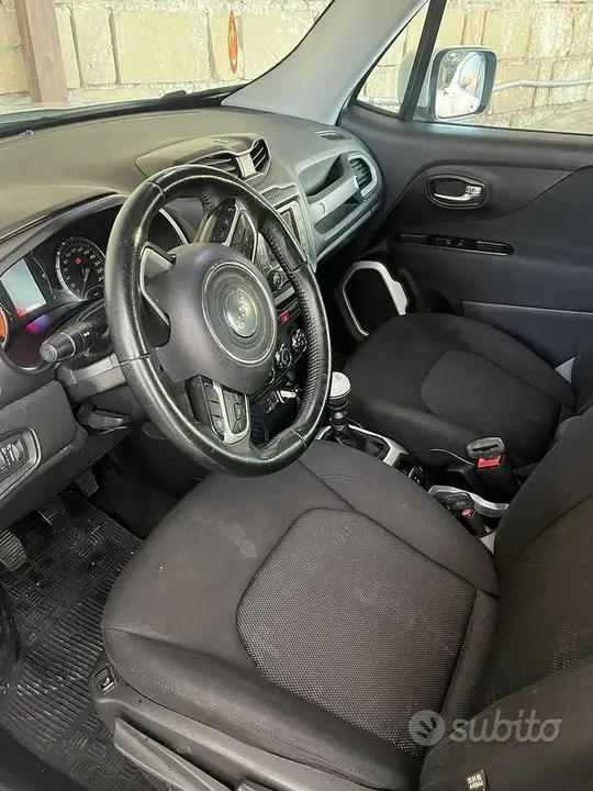 Jeep Renegade 2015 photo 5