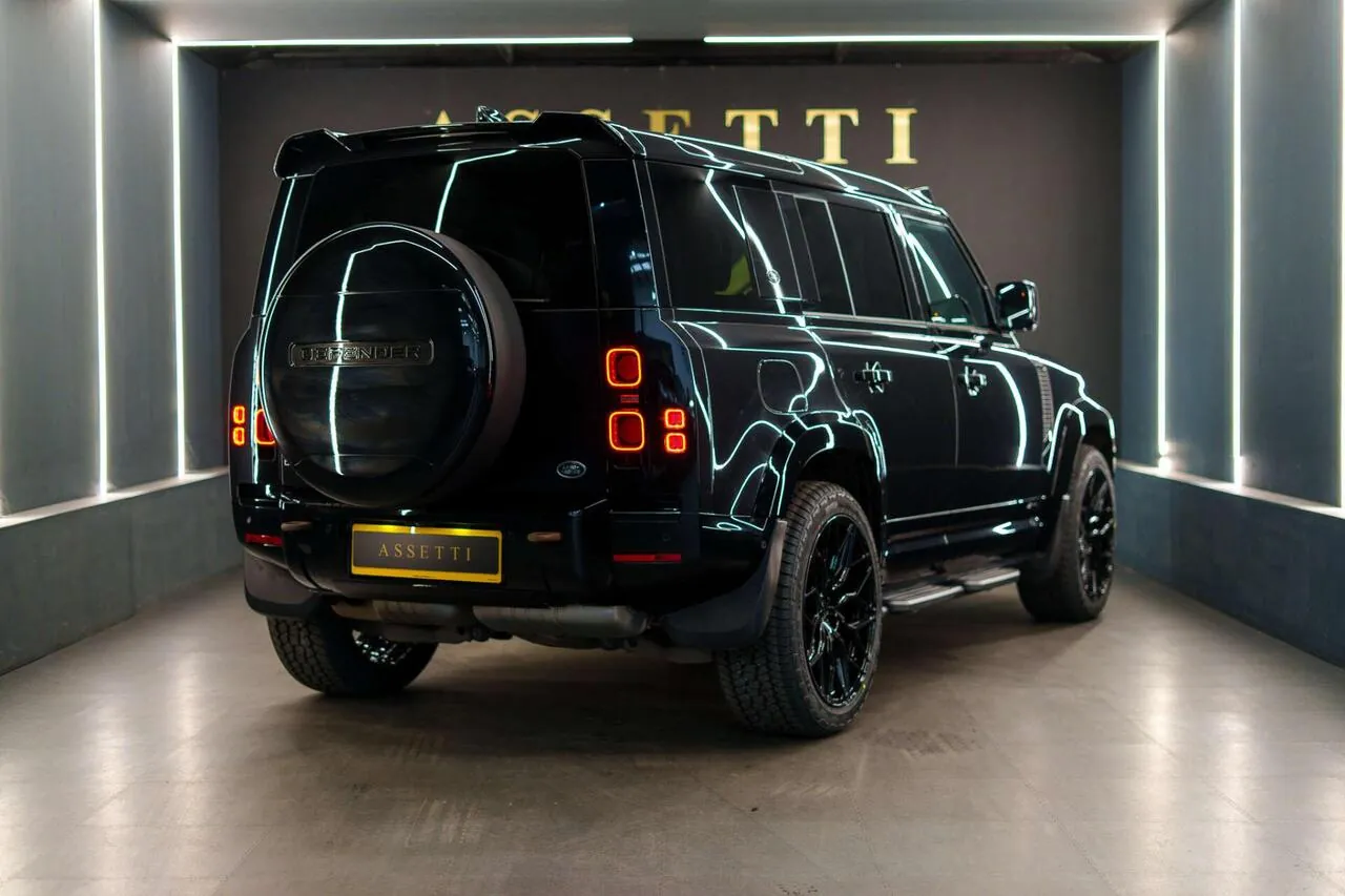 Land Rover Defender 110 2021 photo 4