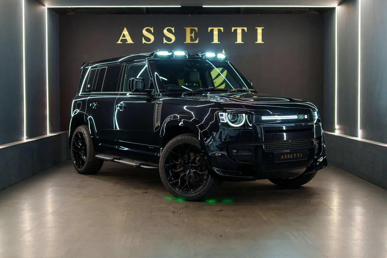 Land Rover Defender 110