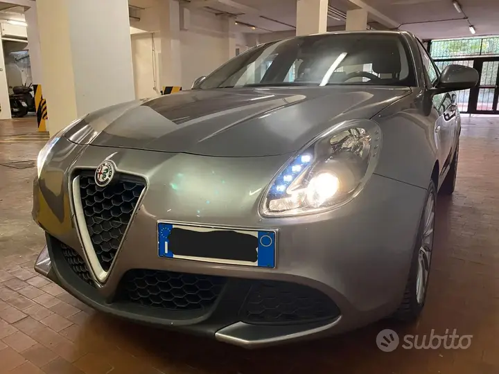 Alfa Romeo Giulietta 2017 photo 5