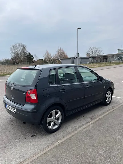Volkswagen Polo 2004 photo 3