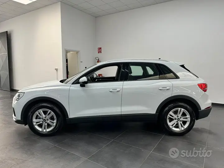Audi Q3 2022 photo 4