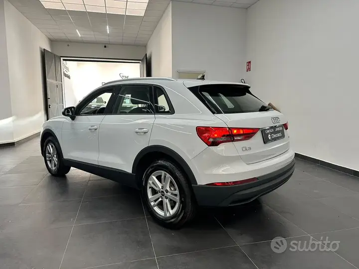Audi Q3 2022 photo 5