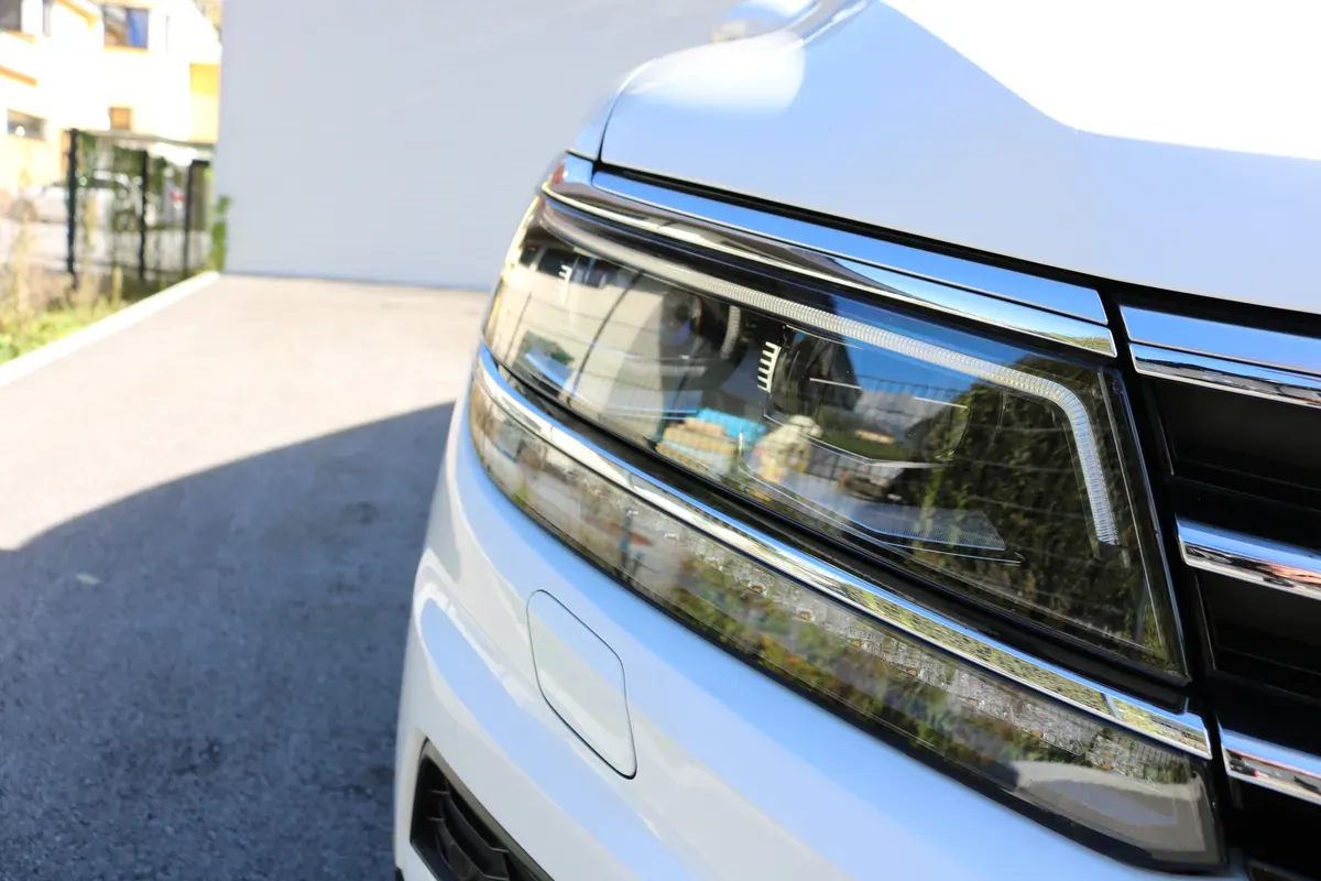 Volkswagen Tiguan 2018 photo 3